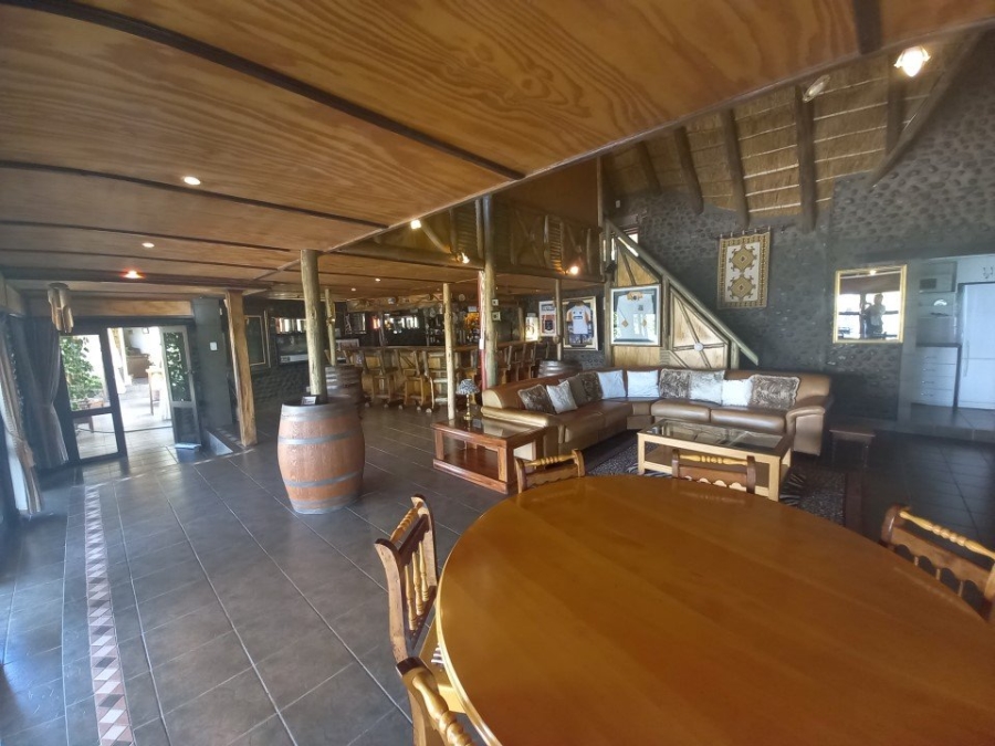 7 Bedroom Property for Sale in Metsimaholo Free State